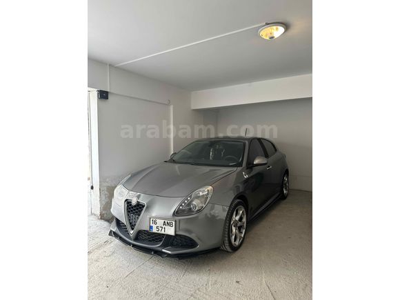 SAĞLIKÇIDAN TEMİZ GARAJ ARABASI Alfa Romeo Giulietta 1.6 JTD 2020 Model 