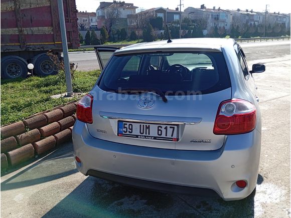 Sahibinden Toyota Auris 1.33 Comfort 2011 Model
