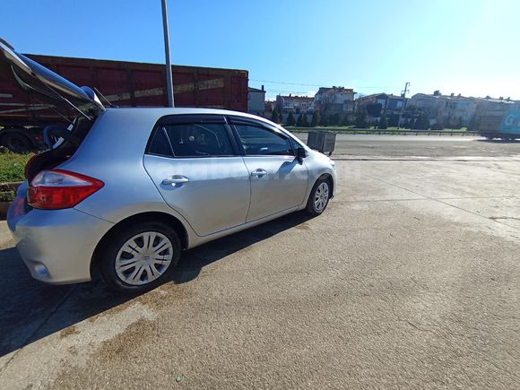 Sahibinden Toyota Auris 1.33 Comfort 2011 Model