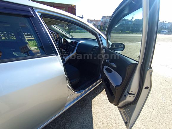 Sahibinden Toyota Auris 1.33 Comfort 2011 Model