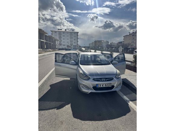 Sahibinden Hyundai Accent Blue 1.4 D-CVVT Biz 2013 Model 