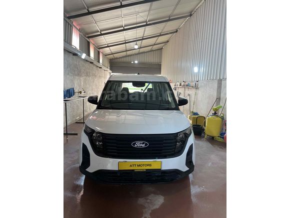 Galeriden Ford Tourneo Courier 1.5 EcoBlue Trend 2024 Model Hatay
