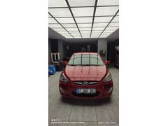 Sahibinden Hyundai Accent Blue 1.4 CVVT Mode Plus 2012 Model