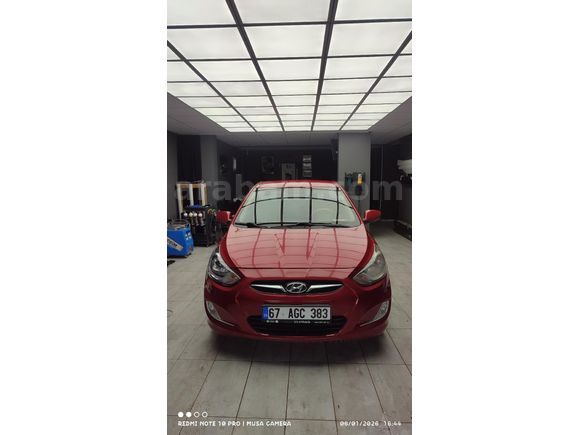 Sahibinden Hyundai Accent Blue 1.4 CVVT Mode Plus 2012 Model