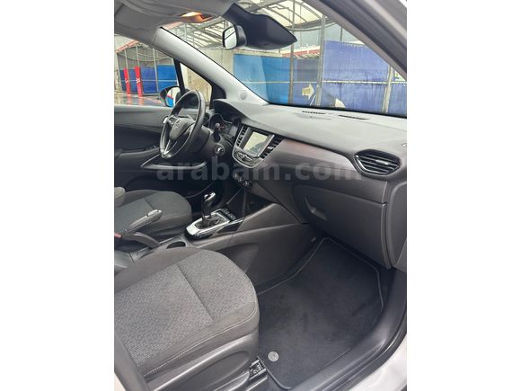 Sahibinden Opel Crossland 1.2 T Essential 2024 Model