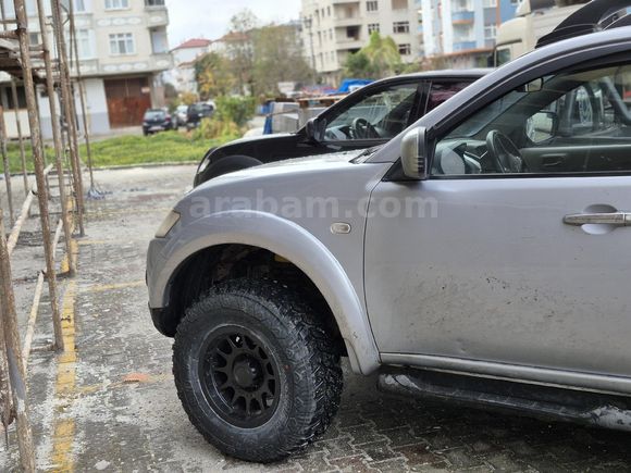 Sahibinden Mitsubishi L 200 4x4 Intense 2012 Model