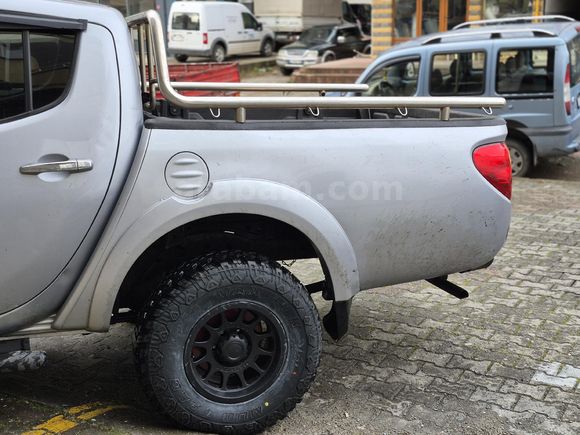 Sahibinden Mitsubishi L 200 4x4 Intense 2012 Model