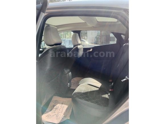 Sahibinden Ford Puma 1.0 EcoBoost ST Line 2025 Model