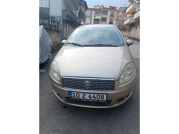 Sahibinden Fiat Linea 1.3 Multijet Active Plus 2012 Model  212.000 km Gri (Gümüş)