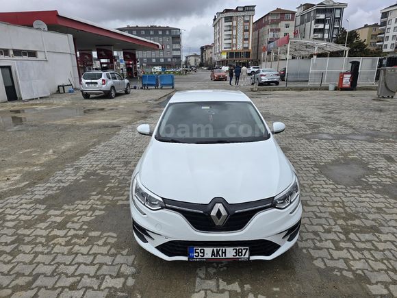 Sahibinden Renault Megane 1.3 TCe Joy 2021 Model
