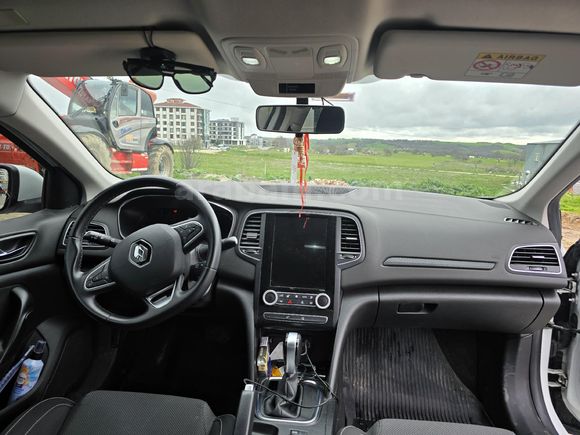 Sahibinden Renault Megane 1.3 TCe Joy 2021 Model
