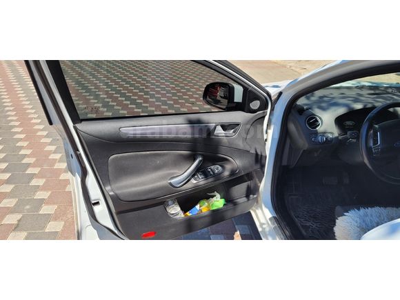 Sahibinden Ford Mondeo 2.0 TDCi Titanium 2011 Model  3490.000 km Beyaz