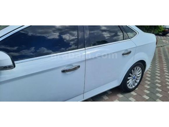 Sahibinden Ford Mondeo 2.0 TDCi Titanium 2011 Model  3490.000 km Beyaz