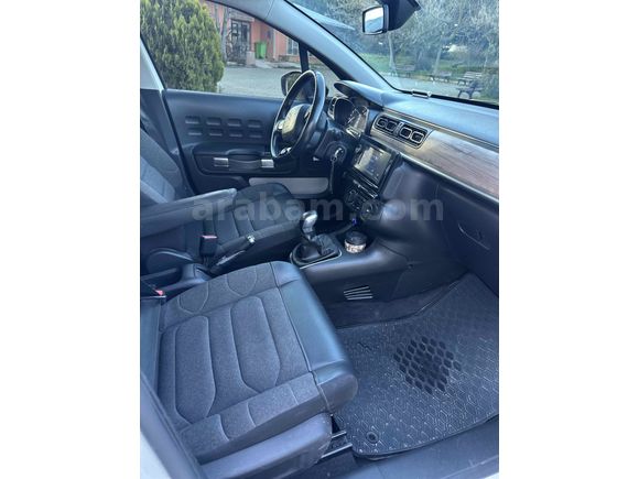 Sahibinden Citroen C3 1.2 PureTech Feel 2022 Model 