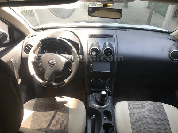 Sahibinden Nissan Qashqai 1.6 Tekna 2011 Model  347.000 km Beyaz