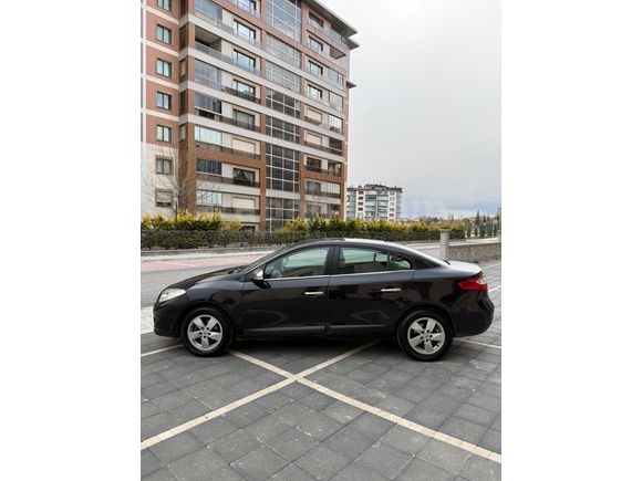 BOYASIZ-DEĞİŞENSİZ-105-BEYGİR-6-İLERİ-DOLU-PAKET DİZEL FLUENCE