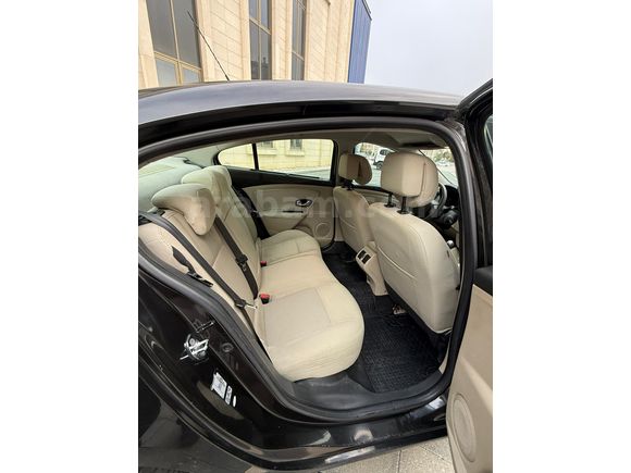 BOYASIZ-DEĞİŞENSİZ-105-BEYGİR-6-İLERİ-DOLU-PAKET DİZEL FLUENCE