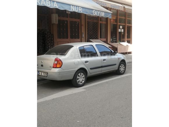 Sahibinden Renault Clio 1.4 2000 Model  177 km Gri