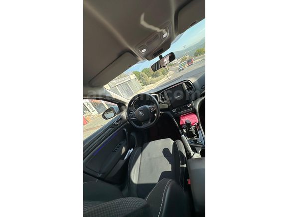 Sahibinden Renault Megane 1.3 TCe Joy 2019 Model