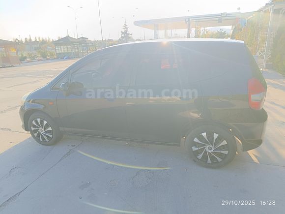 Sahibinden Honda Jazz 1.4 LS Sport 2008 Model  56.000 km Siyah