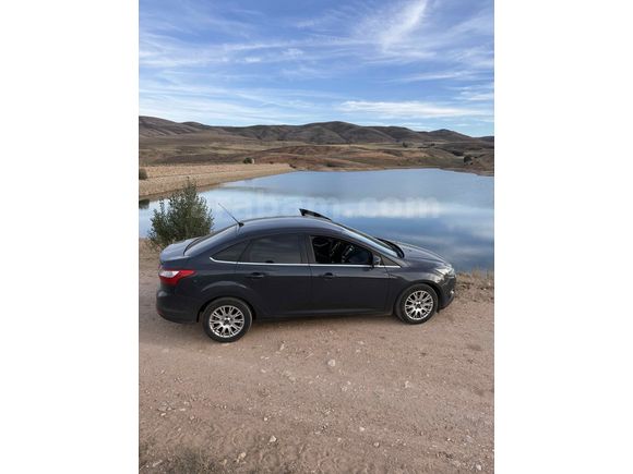 Sahibinden Ford Focus 1.6 TDCi Titanium 2013 Model 