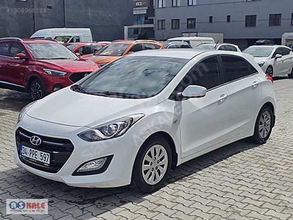 ASKALE'DEN 2014 HYUNDAİ İ30 BENZİNLİ MANUEL 160 BİN KM'DE
