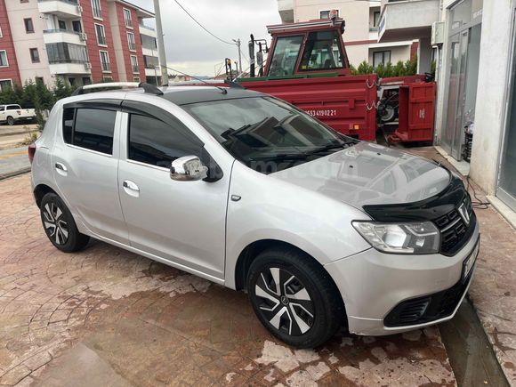 Sahibinden Dacia Sandero 1.0 Ambiance 2017 Model 