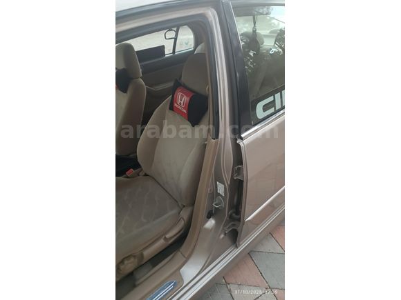 Sahibinden Honda Civic 1.6i VTEC LS 2004 Model