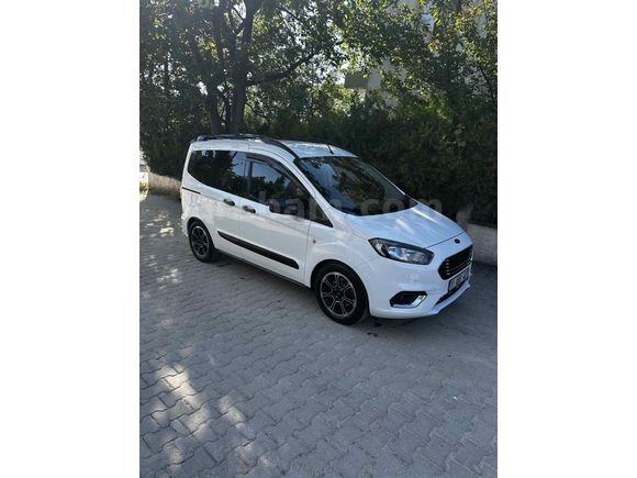 Sahibinden Ford Tourneo Courier 1.5 TDCi Titanium Plus 2023 Model 