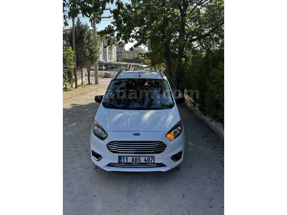 Sahibinden Ford Tourneo Courier 1.5 TDCi Titanium Plus 2023 Model 