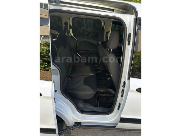 Sahibinden Ford Tourneo Courier 1.5 TDCi Titanium Plus 2023 Model 