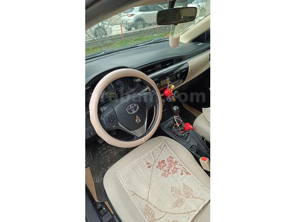 Sahibinden Toyota Corolla 1.33 Life 2014 Model