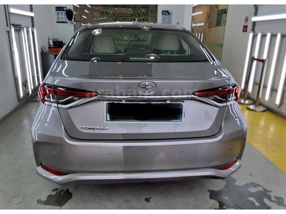 COROLLA 1.6 OTOMATİK 70 BİNDE HATASIZ