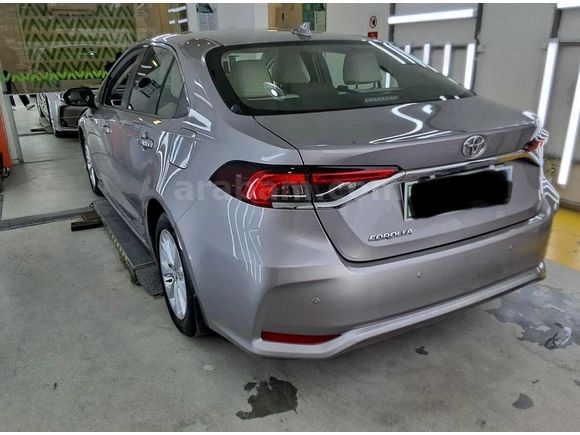 COROLLA 1.6 OTOMATİK 70 BİNDE HATASIZ