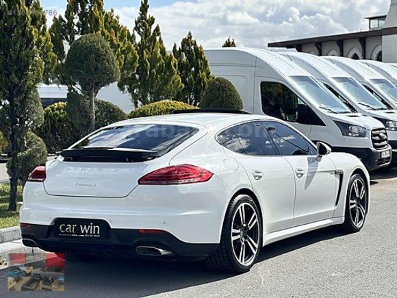 CAR WİN'den 2014 PORSCHE PANAMERA BOYASIZ TAM DOLU BAYİİ