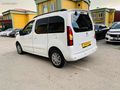 2018 MODEL 190 BİNDE ÇOK TEMİZ