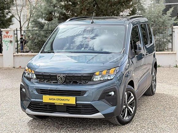 AKSA'DAN 2025 RIFTER GT BOYASIZ 15.000km LANSMAN MAVİ SIFIR GİBİ