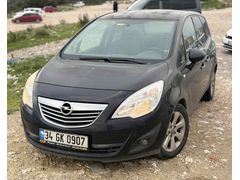 İLK SAHİBİNDEN SATILIK DÜŞÜK KM 2011 MERİVA