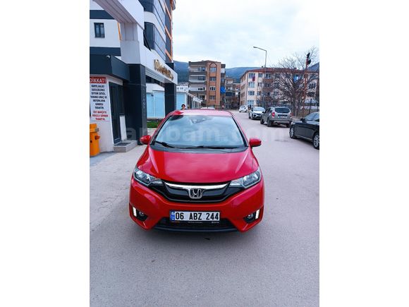 Sahibinden Honda Jazz 1.3 Elegance 2016 Model  74.700 km Kırmızı