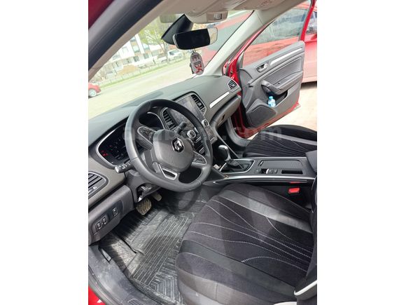 Sahibinden Renault Megane 1.3 TCe Icon 2023 Model