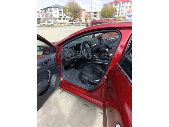 Sahibinden Renault Megane 1.3 TCe Icon 2023 Model