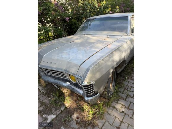 1967 CHEVROLET IMPALA