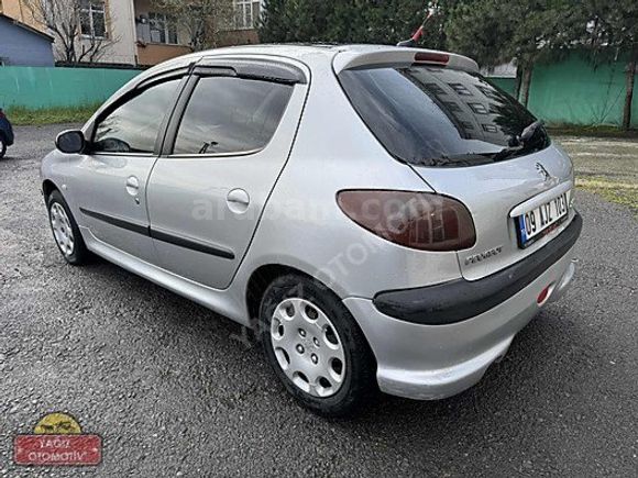 PEUGEOT 206 1.4 HDİ PANORAMİC CAM TAVAN