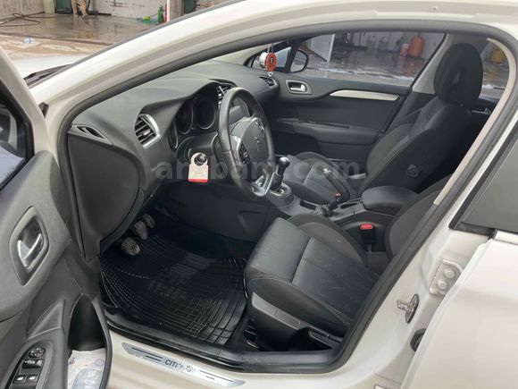 Sahibinden Citroen C4 1.6 VTI Confort 2014 Model 