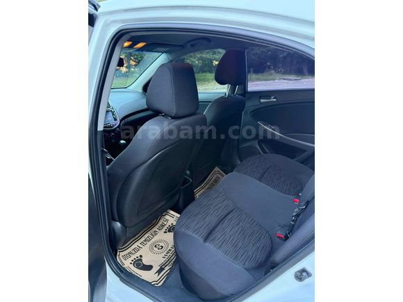 Sahibinden Hyundai Accent Blue 1.6 CRDI Mode Plus 2018 Model 
