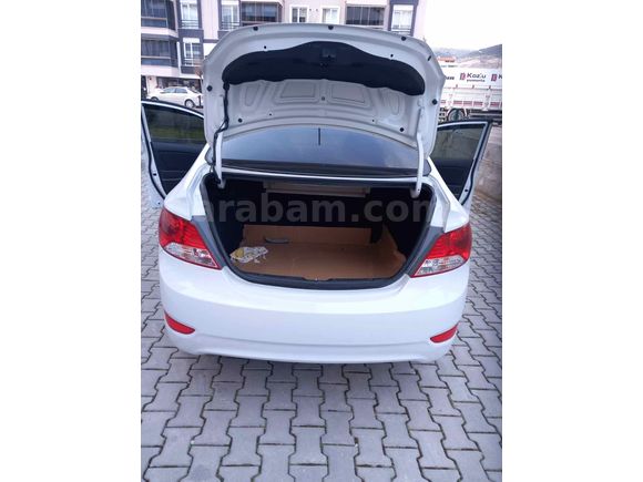 Sahibinden Hyundai Accent Blue 1.6 CRDI Mode Plus 2018 Model 