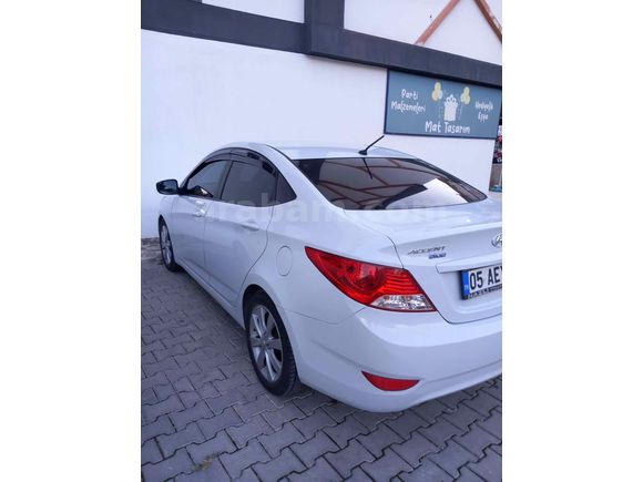 Sahibinden Hyundai Accent Blue 1.6 CRDI Mode Plus 2018 Model 