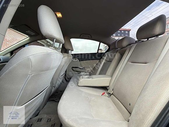 GALERİ MAVİ'DEN 2012 MODEL 1.6 İVTEC DEĞİŞENSİZ DÜŞÜK KM CİVİC