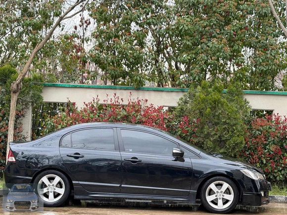 D&M MOTORS HONDA CIVIC 1.6 PREMİUM BAKIMLI MASRAFSIZ