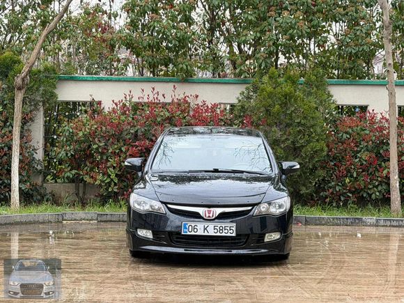 D&M MOTORS HONDA CIVIC 1.6 PREMİUM BAKIMLI MASRAFSIZ